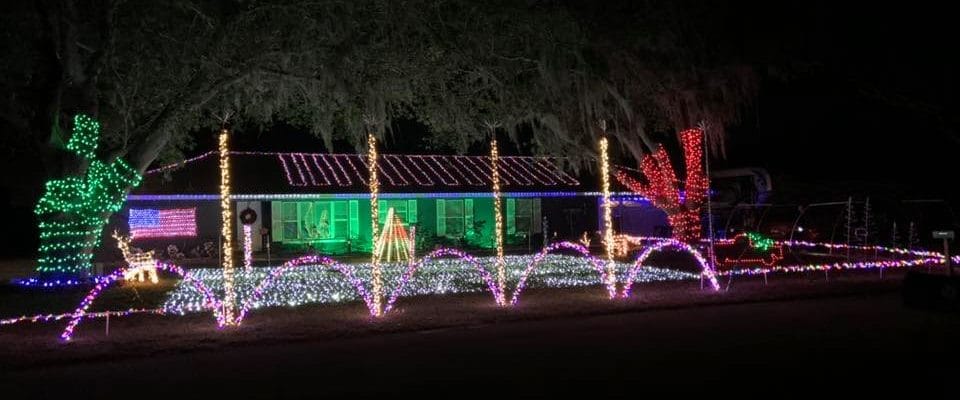 Jones Family Christmas Lights Winter Haven FL