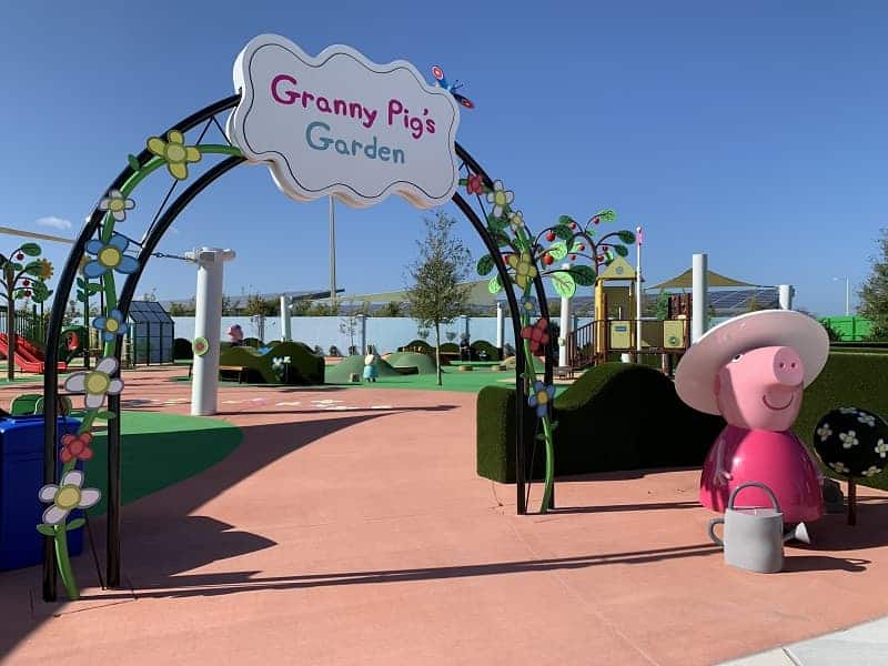 Peppa Pig Theme Park Playground (5)