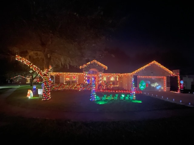 Saddlewood Drive Bartow FL Christmas Lights
