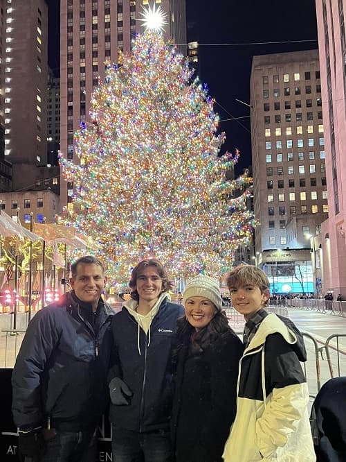 Rockefeller Christmas Tree 2022 Lakeland Mom (1)