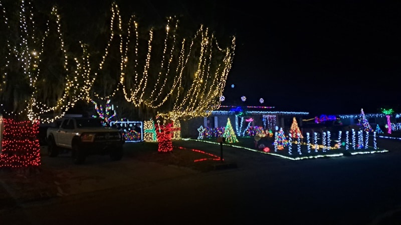 3430 Hickory St NW Winter Haven Christmas Lights